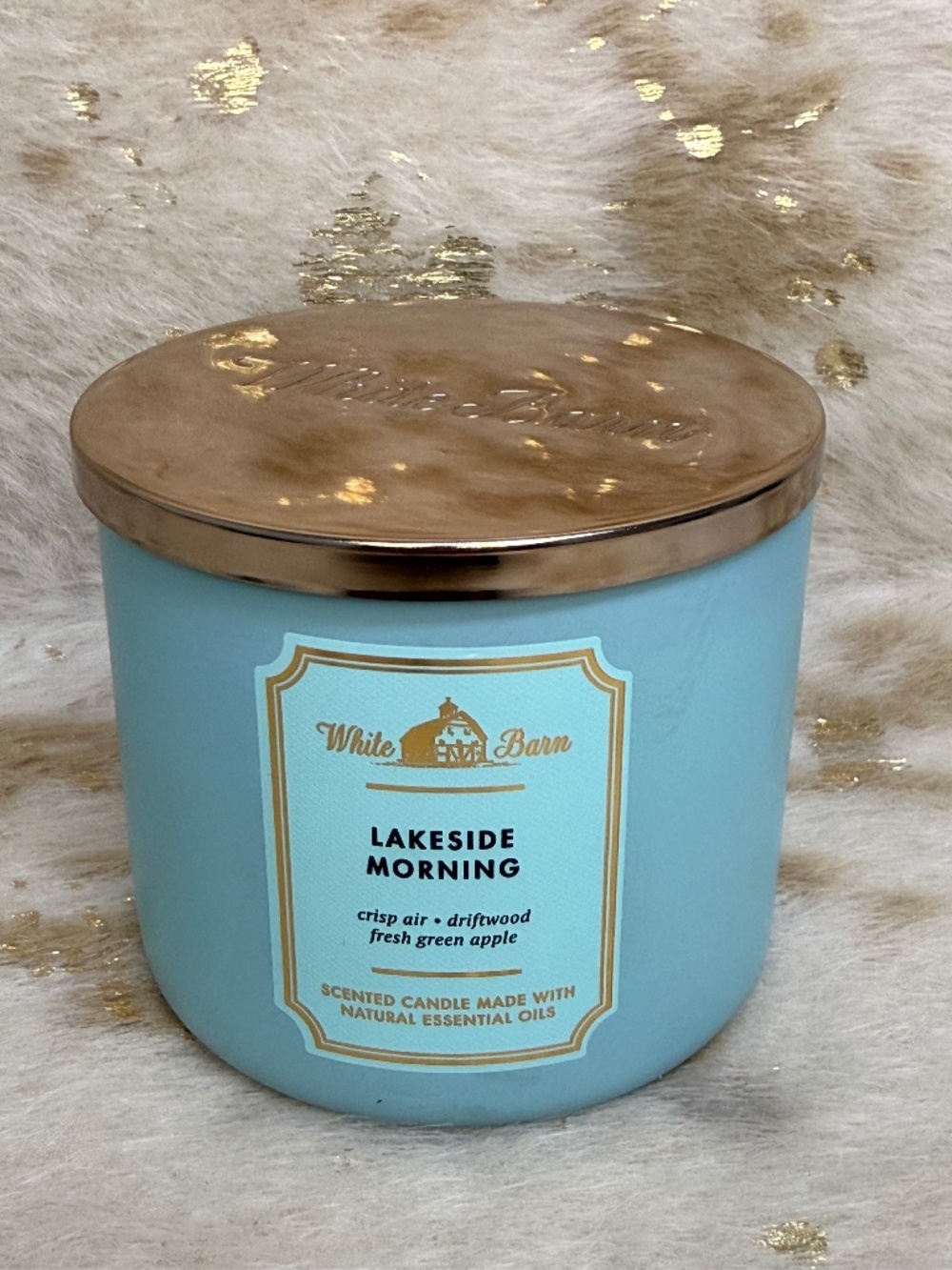 Bath & Body Works White Barn FULL SIZE 3 Wick candle - LAKESIDE MORNING 14.5 oz